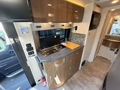 2017 Winnebago Era photo 33