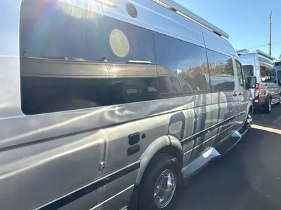 2017 Winnebago Era photo 10