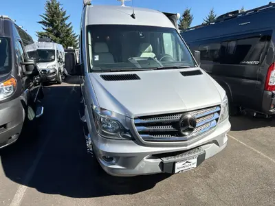 2017 Winnebago Era photo 4