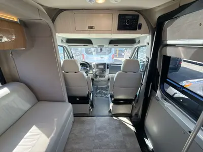 2017 Winnebago Era photo 11