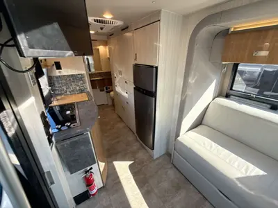 2017 Winnebago Era photo 16