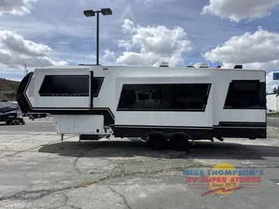 2026 Brinkley Model Z photo 12