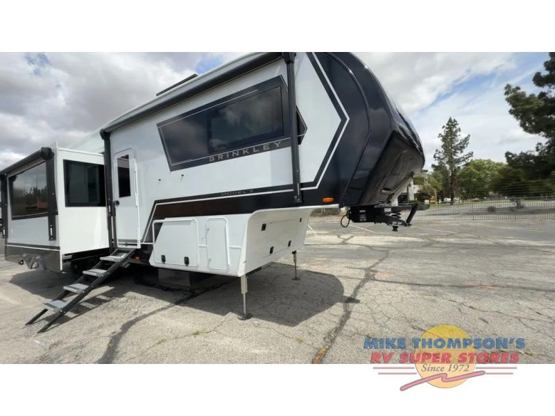 2026 Brinkley Model Z exterior