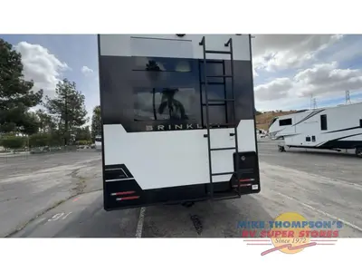 2026 Brinkley Model Z photo 6