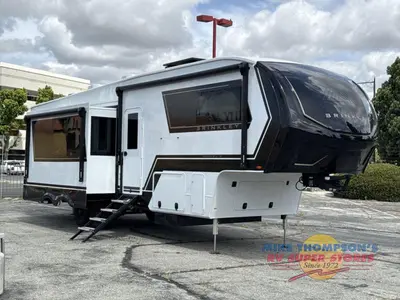 2026 Brinkley Model Z photo 9