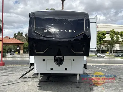 2026 Brinkley Model Z photo 10