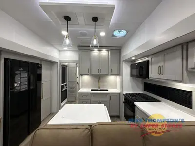 2026 Brinkley Model Z photo 26