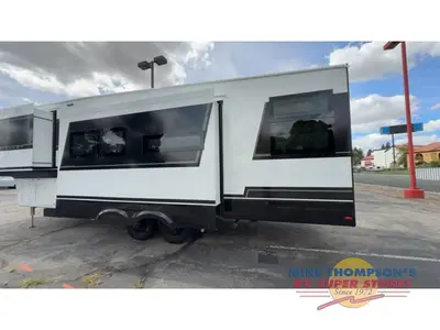 2026 Brinkley Model Z photo 5
