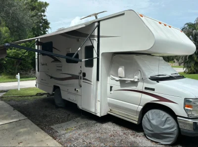 Used 2014 Itasca Spirit 22R
