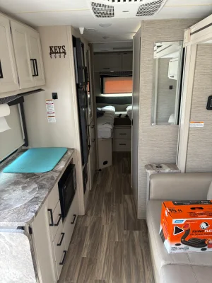 2023 THOR MOTOR COACH VEGAS photo 4