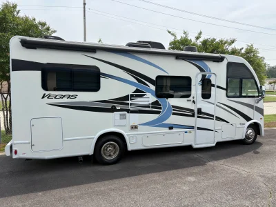 2023 THOR MOTOR COACH VEGAS photo 10
