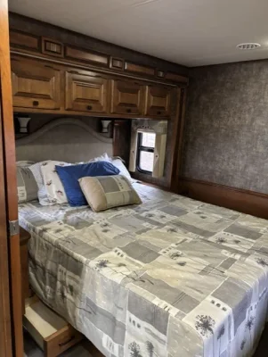 2012 TIFFIN MOTORHOMES ALLEGRO OPEN ROAD photo 3