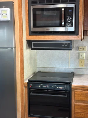 1995 HOLIDAY RAMBLER ALUMA-LITE® photo 4