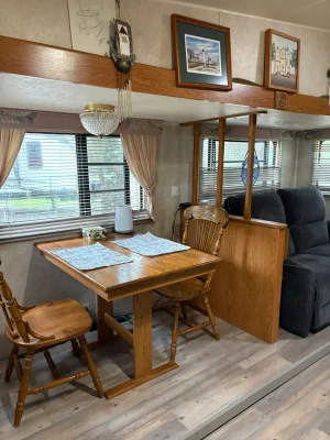 1995 HOLIDAY RAMBLER ALUMA-LITE® photo 18