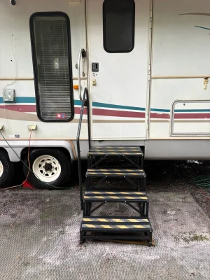 1995 HOLIDAY RAMBLER ALUMA-LITE® photo 26