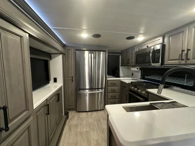 2023 KEYSTONE MONTANA photo 16