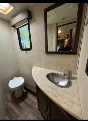 2019 COACHMEN MIRADA photo 6