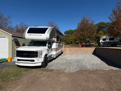 2026 THOR MOTOR COACH MAGNITUDE GRAND photo 2