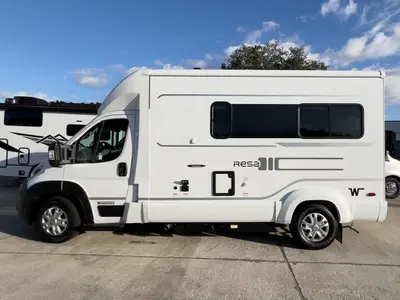 2027 Winnebago Resa IUH19DC photo 19