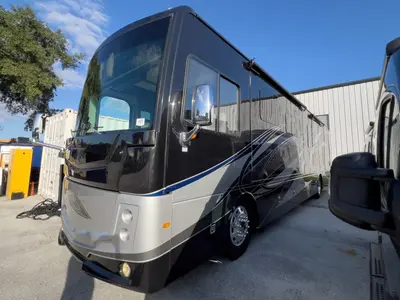 2020 Fleetwood Discovery photo 28