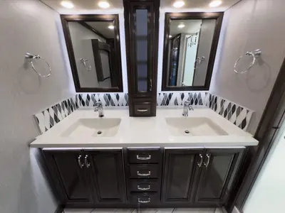 2020 Fleetwood Discovery photo 23
