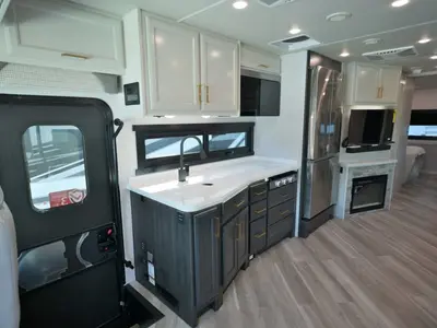 2027 Fleetwood Bounder photo 7