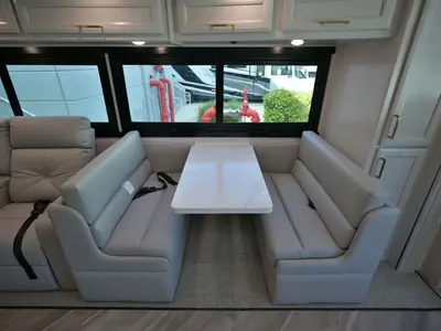 2027 Fleetwood Bounder photo 22
