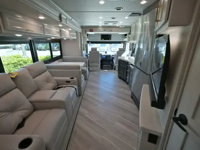 2027 Fleetwood Bounder photo 3