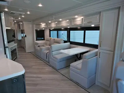 2027 Fleetwood Bounder photo 21
