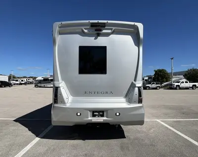 2027 Entegra Coach Accolade XT photo 27
