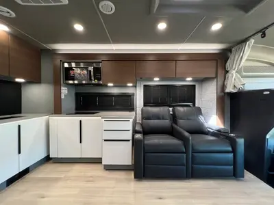 2027 Entegra Coach Accolade XT photo 7