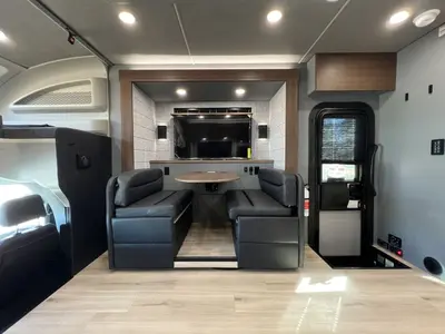2027 Entegra Coach Accolade XT photo 14