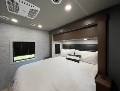 2027 Entegra Coach Accolade XT photo 17