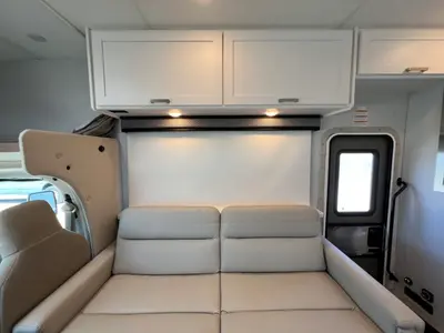 2026 Thor Motor Coach Freedom Elite photo 15