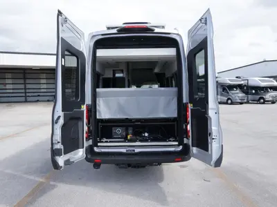 2027 Pleasure Way Ontour photo 2
