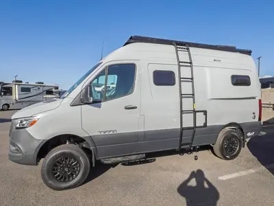 2026 Tiffin Motorhomes GH1 photo 17