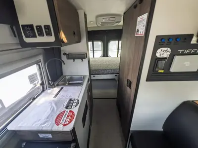 2026 Tiffin Motorhomes GH1 photo 6