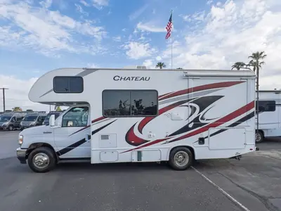 2021 Thor Motor Coach Chateau photo 21