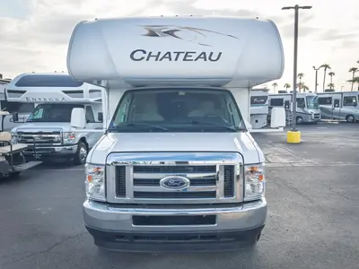 2021 Thor Motor Coach Chateau photo 26
