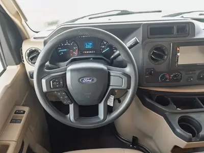 2021 Thor Motor Coach Chateau photo 3