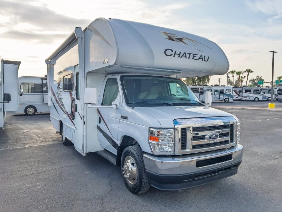 2021 Thor Motor Coach Chateau exterior