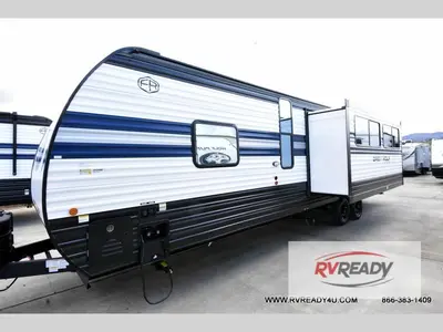 2027 Forest River Cherokee Grey Wolf photo 3