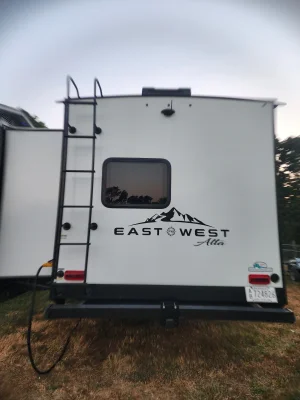 2022 EAST TO WEST ALTA photo 2