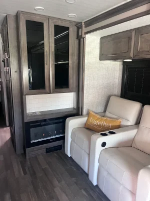 2025 JAYCO PRECEPT photo 8