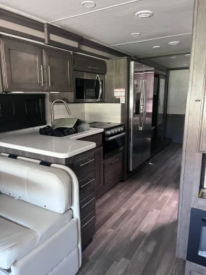 2025 JAYCO PRECEPT photo 6