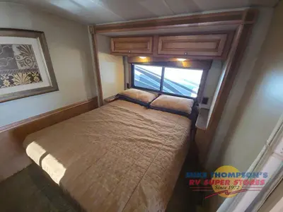 2014 Winnebago Vista photo 35