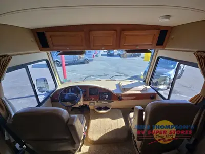 2014 Winnebago Vista photo 17