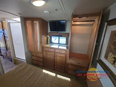 2014 Winnebago Vista photo 37