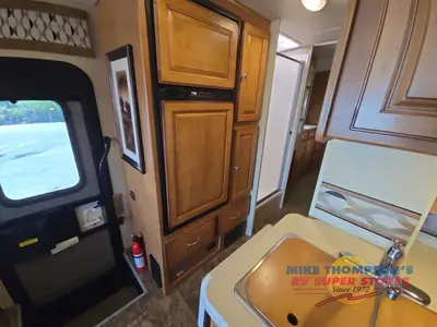 2014 Winnebago Vista photo 29