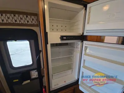 2014 Winnebago Vista photo 33